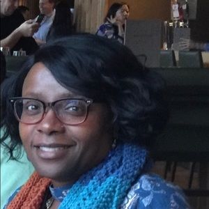 Meet your Posher, Yvette